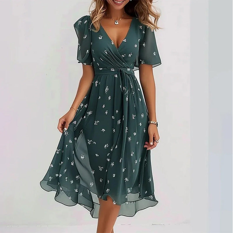 DRESS UP!